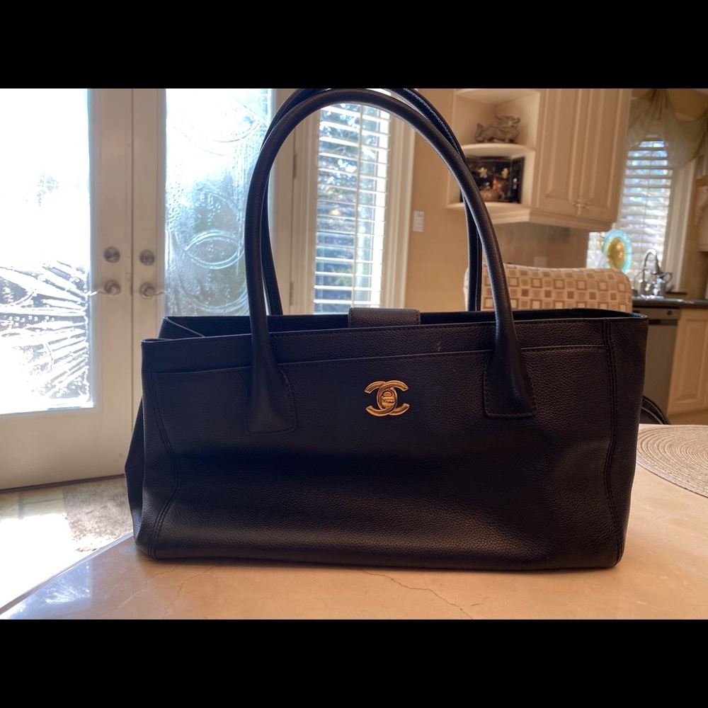 Chanel Executive Small Caviar Black Leather Tote